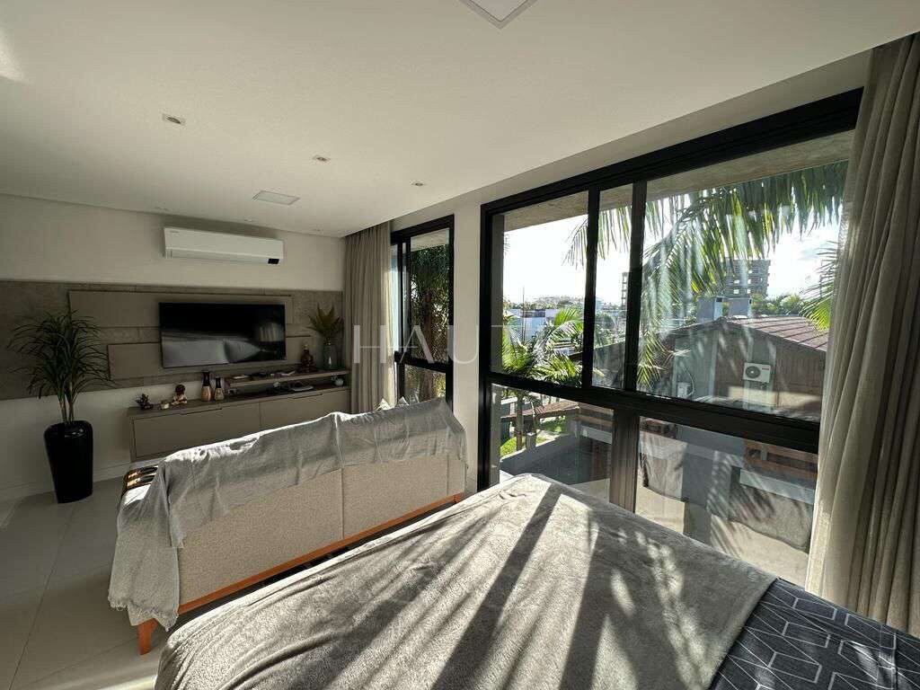 Apartamento 303 mobiliado no Edifício Positano, Praia da Cal, Torres/RS