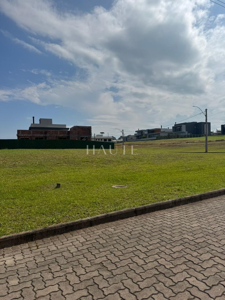 Terreno no Reserva das Águas: 628m² oportunidade exclusiva