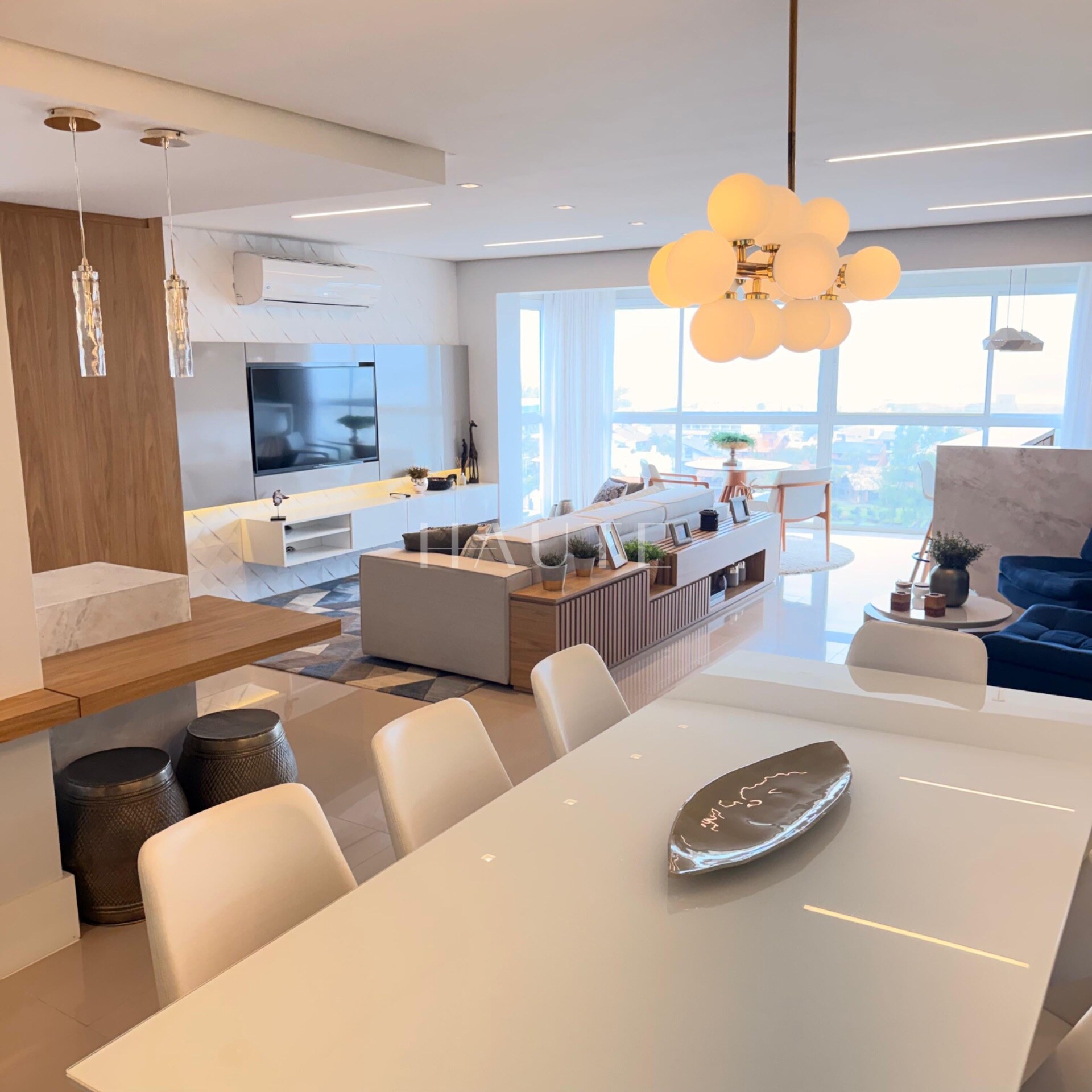 Apartamento 4 suítes com 4 vagas e 158m² no Taipei